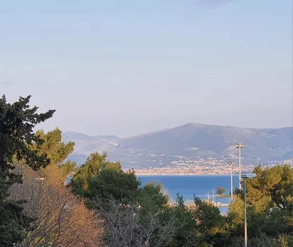 Bella Vista - Cozy With Easy Check-in And Free Parking 公寓