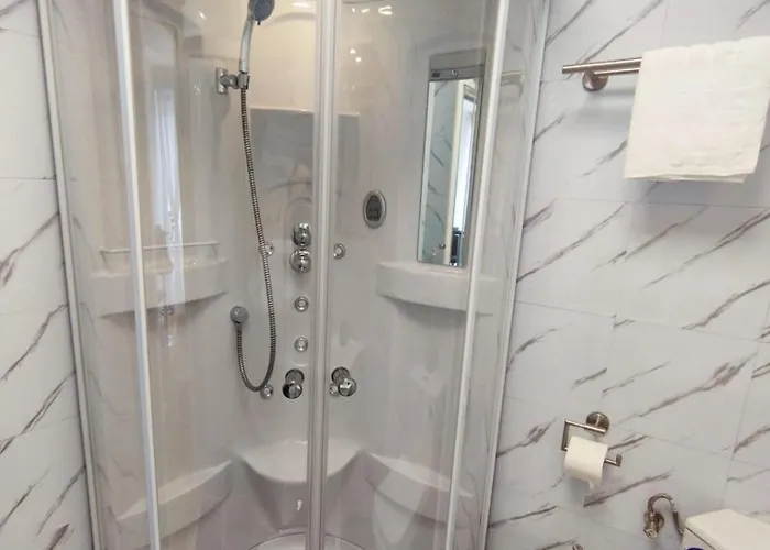 公寓 Bella Vista - Cozy With Easy Check-in And Free Parking *