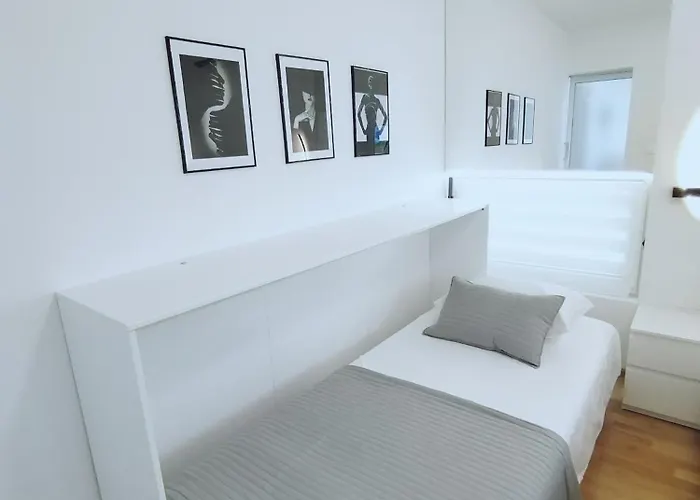 公寓 Bella Vista - Cozy With Easy Check-in And Free Parking