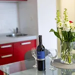 Apartment Bella Vista - Cozy With Easy Check-in And Free Parking Split