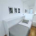 Apartman Bella Vista - Cozy With Easy Check-in And Free Parking