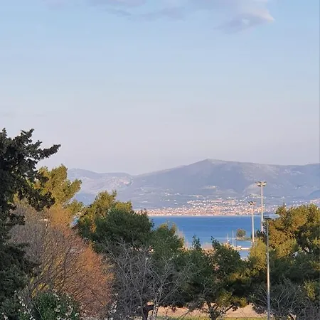 Bella Vista - Cozy With Easy Check-in And Free Parking Διαμέρισμα