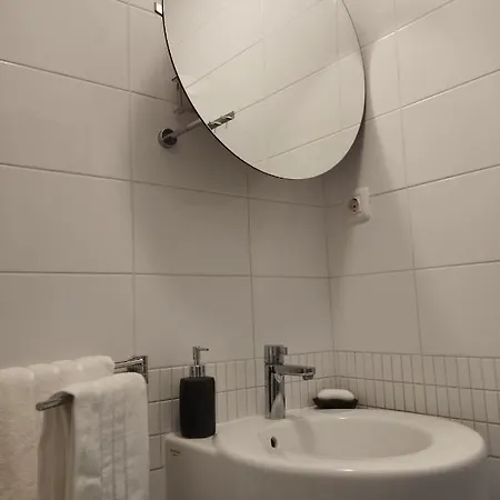 Bella Vista - Cozy With Easy Check-in And Free Parking