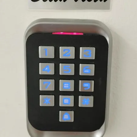 Apartment Bella Vista - Cozy With Easy Check-in And Free Parking *