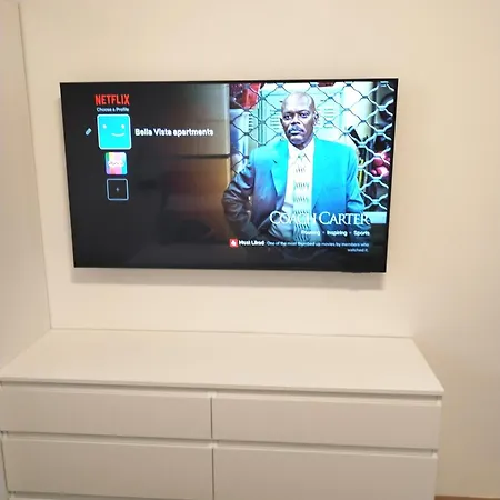 Apartment Bella Vista - Cozy With Easy Check-in And Free Parking Split